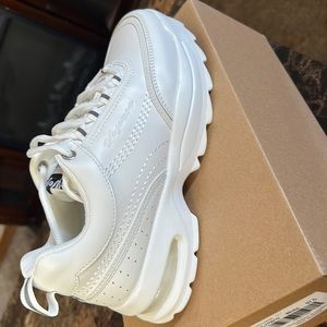 Vepose white shoes for sale for women size 7.5